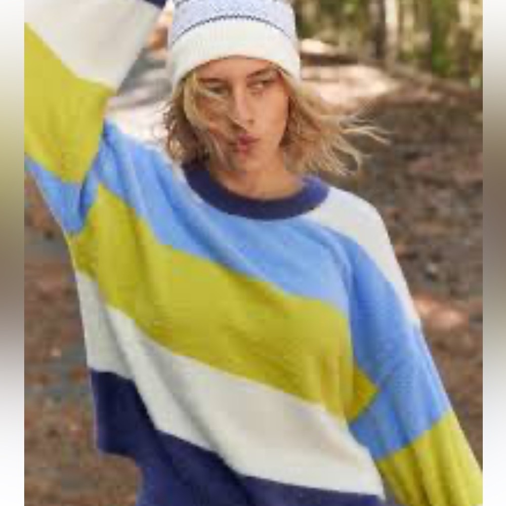 **NWOT** Aerie Flurry Crew Sweater SUPERSOFT